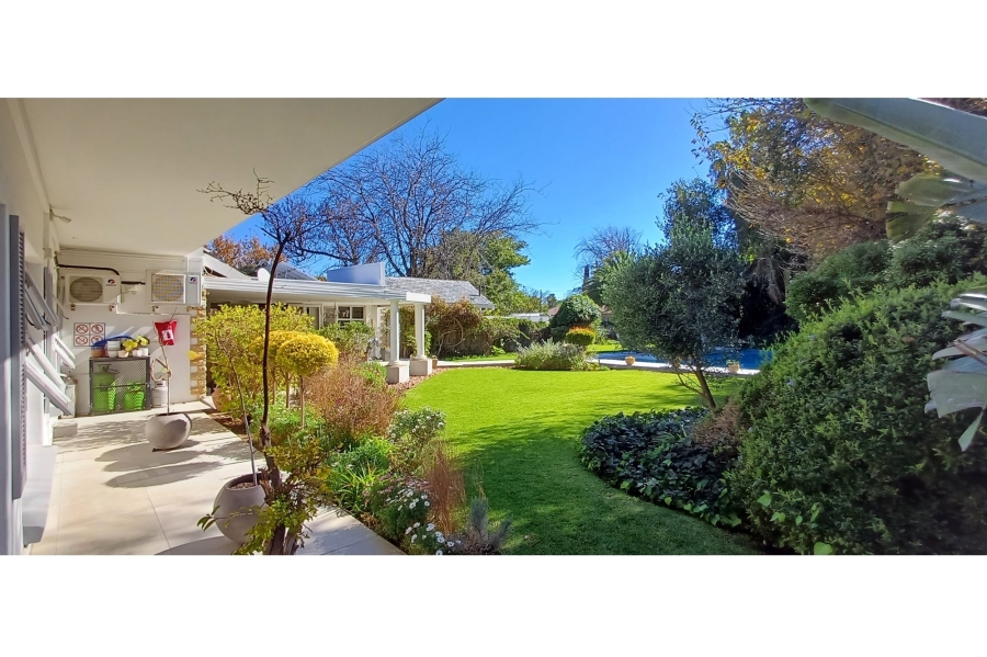 5 Bedroom Property for Sale in Jim Fouchepark Free State